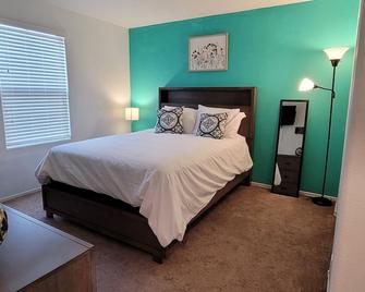 Amazing 2 Bedroom Townhouse - Las Vegas - Chambre