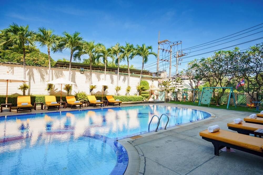 جيه بيه فيلا باتايا