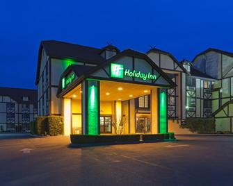 Holiday Inn Selma-Swancourt - Selma - Gebäude