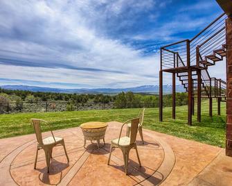 Quiet Country Getaway With Stunning Views, 4 Bedrooms, 3 1/2 Bath, Large Garage. - Silt - Patio