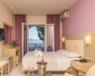 Porto Koukla Beach Hotel - Zakynthos