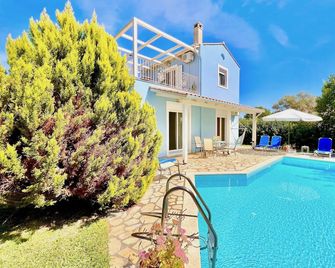 Beach Villa Iolis with private pool - Lefkáda - Pool