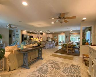 Newmans Beachview Home - Jekyll Island - Restaurace