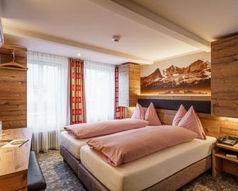 Hotel Alpenblick - Wilderswil - Camera da letto
