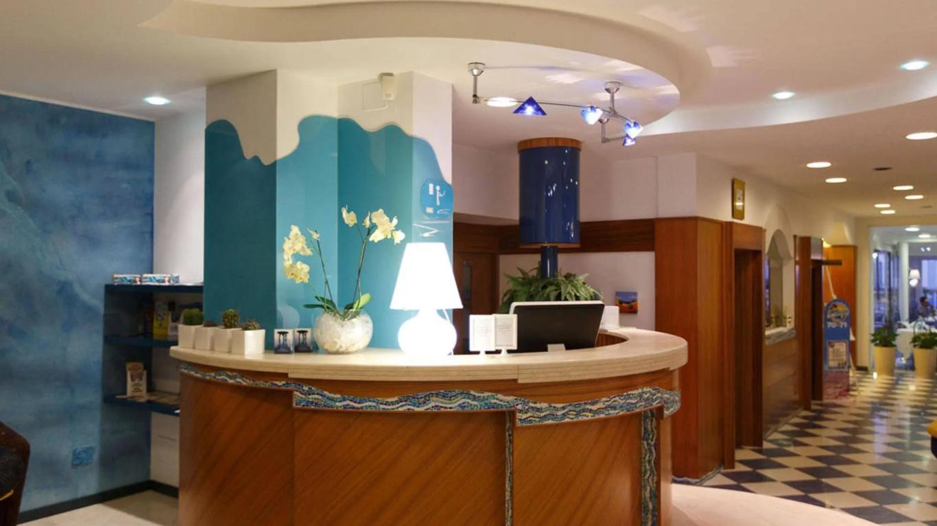 Luxor Beach Boutique Hotel Cattolica