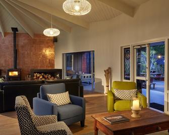Awaroa Lodge - Awaroa Bay - Lounge