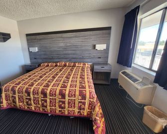 Scottish Delight Motel - Midland - Bedroom