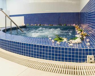 Grand Work Hotel - אנקרה - בריכה