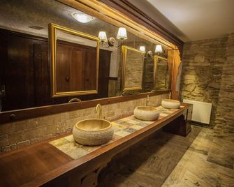 Sighisoara Hotel - Sighisoara - Bathroom