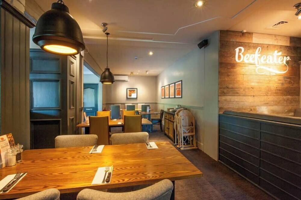 Premier Inn Telford Central - تلفورد - غرفة طعام