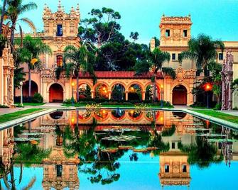 Stay in the Heart of Hillcrest! - San Diego - Outdoor view