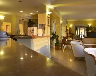Lion's Hotel - Falerna - Lobby
