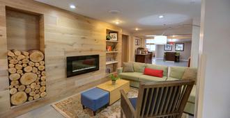 Country Inn & Suites by Radisson, Charlotte I-85 - Charlotte - Living room