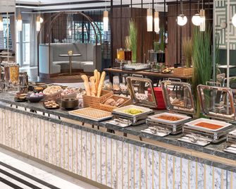 Metropolo Krakow by Golden Tulip - Cracovie - Buffet