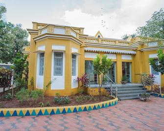 Roambay - Mysore - Building
