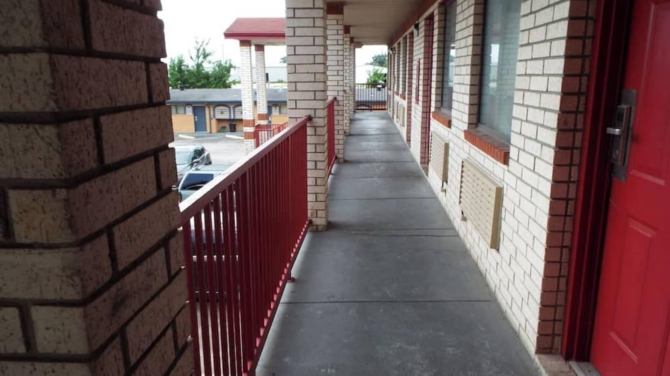 Hotel O Luxury Inn Channelview Baytown I-10