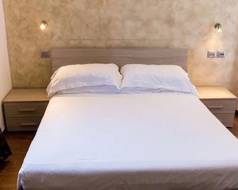 Villa Saraceni - Vasto - Bedroom