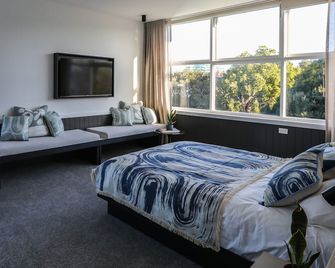 Barrys Beach Road Hotel - Bondi Beach - Bedroom