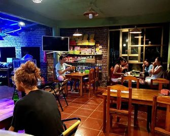 Ninh Binh Bungalow Hostel - Ninh Binh - Bar