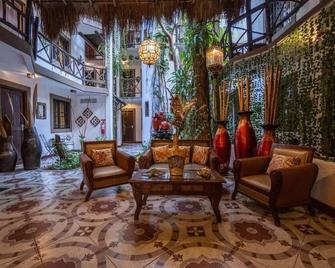 Posada Mariposa Boutique Hotel - 5th Avenue - Playa del Carmen - Lobi