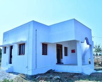 Tiru Arunachala Retreat House - Tiruvannamalai - Gebäude
