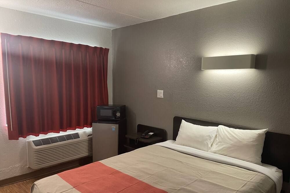 Motel 41 - Evansville, In - אבנסוויל - חדר שינה