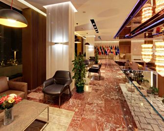 Tirana International Hotel - Tirana - Lobby