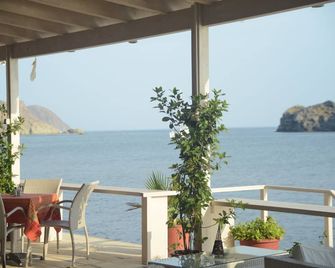 Sappho Hotel - Skala Eresou