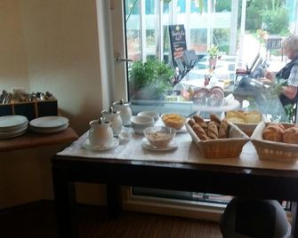 Hotel Khail - Maria Lanzendorf - Buffet