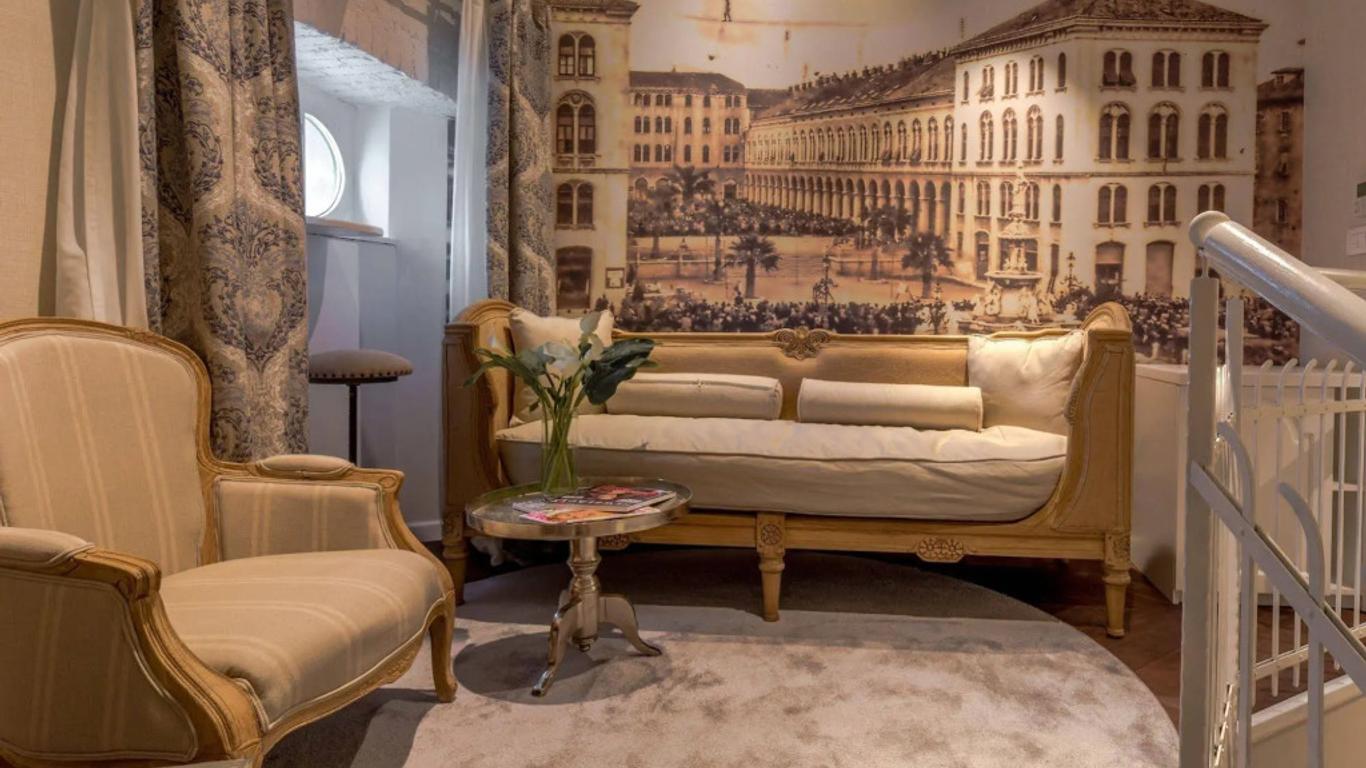 Procurator 7 Luxury Rooms