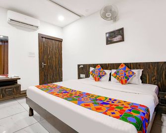Fabhotel Htc - Bhopal - Slaapkamer