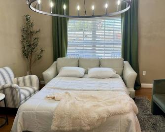 Bella’s Place - Montevallo - Habitación