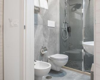 Hotel Bastione - Бріндізі - Ванна кімната
