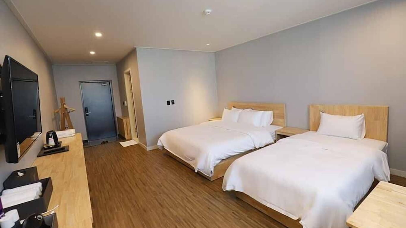 Gangneung Pine City Hotel