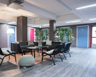 The Rooms Airport - 20Rooms - Vanda