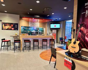 Ibis Madrid Centro Las Ventas - Madri - Bar