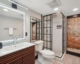 Luxury, Spacious 4Bd, 4ba Logan Circle Rowhouse - Washington, D.C.