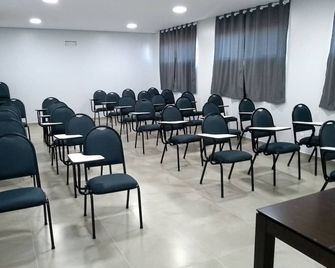 Tri Hotel Smart Chapecó - Chapecó - Sala riunioni