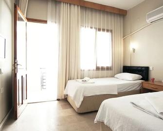 Koz Eren Otel - צזמה - חדר שינה