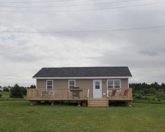Wood Duck Cottage - Cavendish - Building