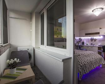 Studio Apartment Petrzalka Air-Condition - Bratislava - Balcony