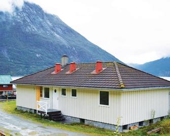 Holiday Home Eidfjord Simadalsv, - Eidfjord - Building