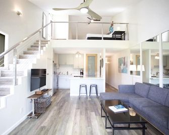 Best Location at World Renowned Turtle Bay, Golf Courses and nearby Beaches! - Kahuku - Sala de estar