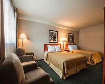 Art Infiniti Hotel - Maple Ridge - Bedroom