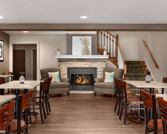 ترافلودج سويتس باي ويندام مونكتون - مونكتون - ردهة