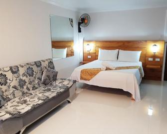 Treasure Island Resort - Olongapo - Bedroom