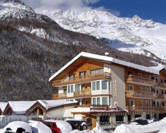 Eden - Saas-Grund - Building