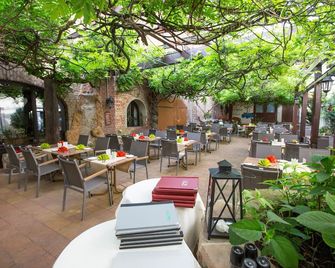 Hotel zur Pfalz - Kandel - Restaurace