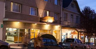 Hotel Premier Bariloche - San Carlos de Bariloche - Rakennus