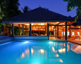 Adaaran Select Hudhuran Fushi - Lhohifushi - Pool